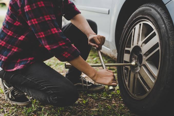 Kağıthane Acil Gezici Lastikçi