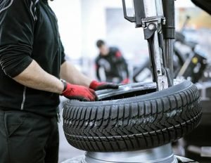 KAĞITHANE ACİL YERİNDE LASTİK DEĞİŞİMİ, ACİL YERİNDE LASTİK DEĞİŞİMİ KAĞITHANE