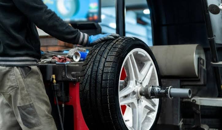 Sarıyer Acil En Yakın Lastikçi