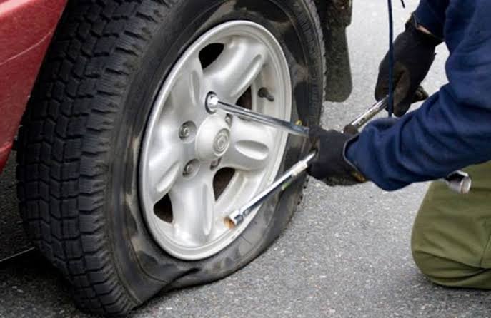 Beşiktaş 7-24 En Yakın Lastikçi